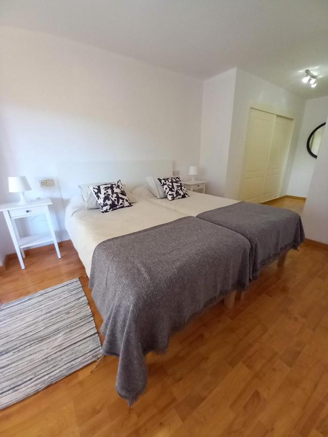 Calido Apartamento Con Gran Terraza Y Vistas A 600 Metros Del Mar Benalmádena Eksteriør billede