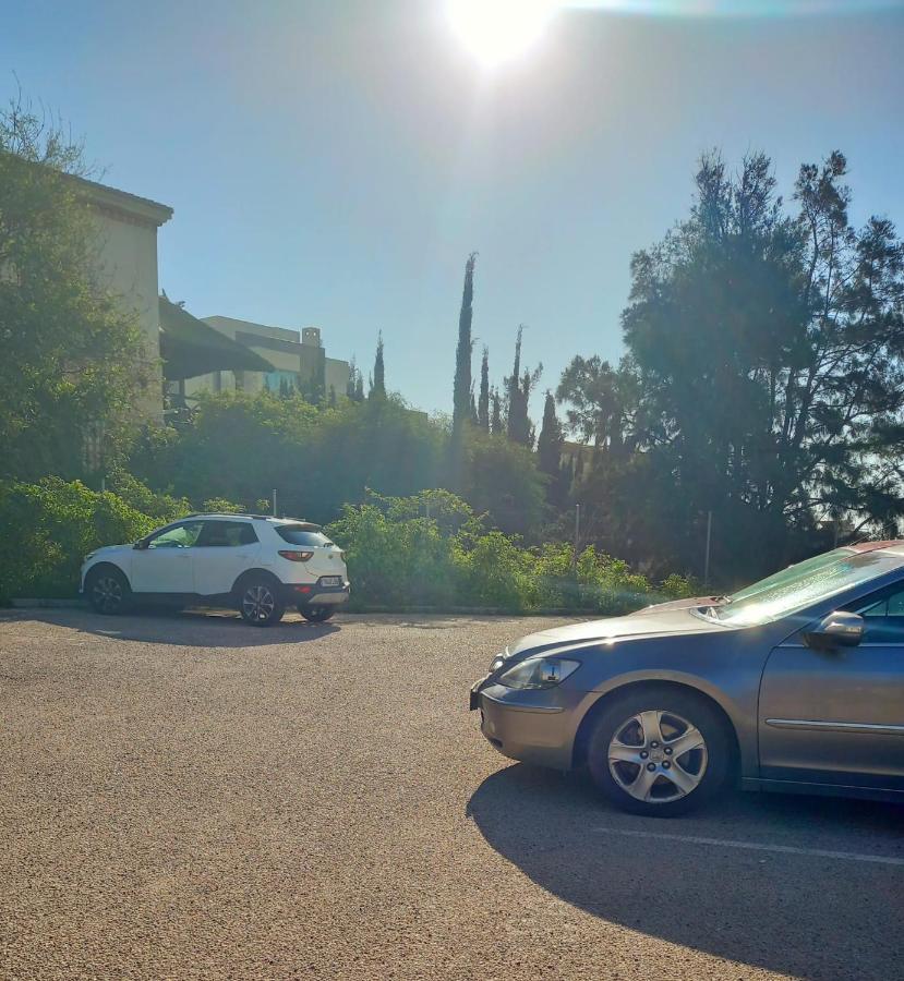 Calido Apartamento Con Gran Terraza Y Vistas A 600 Metros Del Mar Benalmádena Eksteriør billede