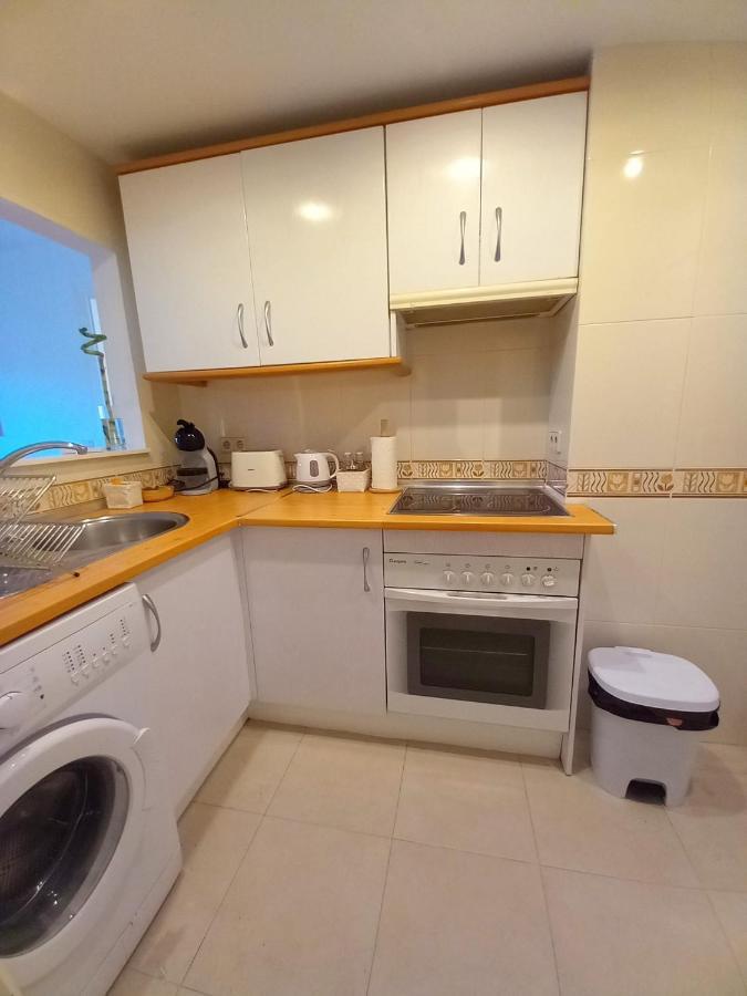Calido Apartamento Con Gran Terraza Y Vistas A 600 Metros Del Mar Benalmádena Eksteriør billede